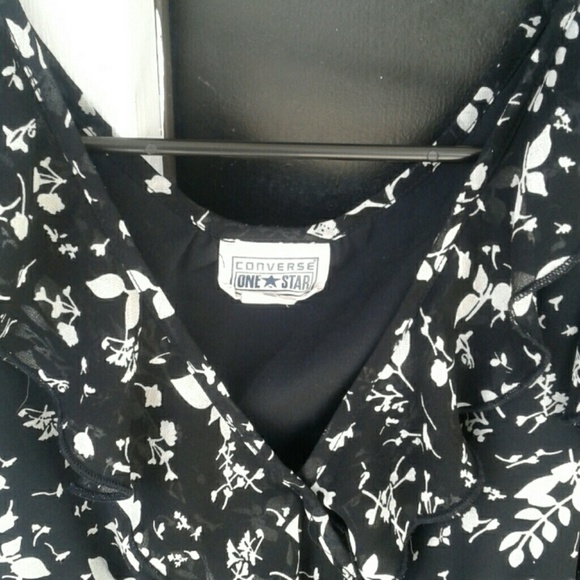 Converse Dress. - Picture 2 of 3